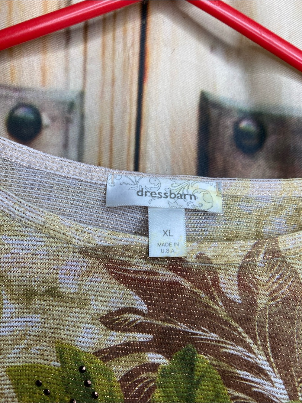 Dressbarn NWOT Metallic Floral Scoop Neck Short Sleeve Top Stretchy Comfy - Picture 2 of 7